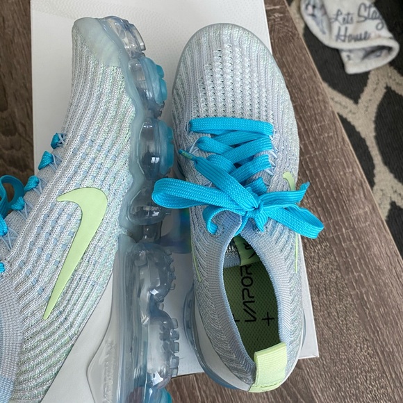 Nike Shoes - W Air Vapormax Flyknit 3